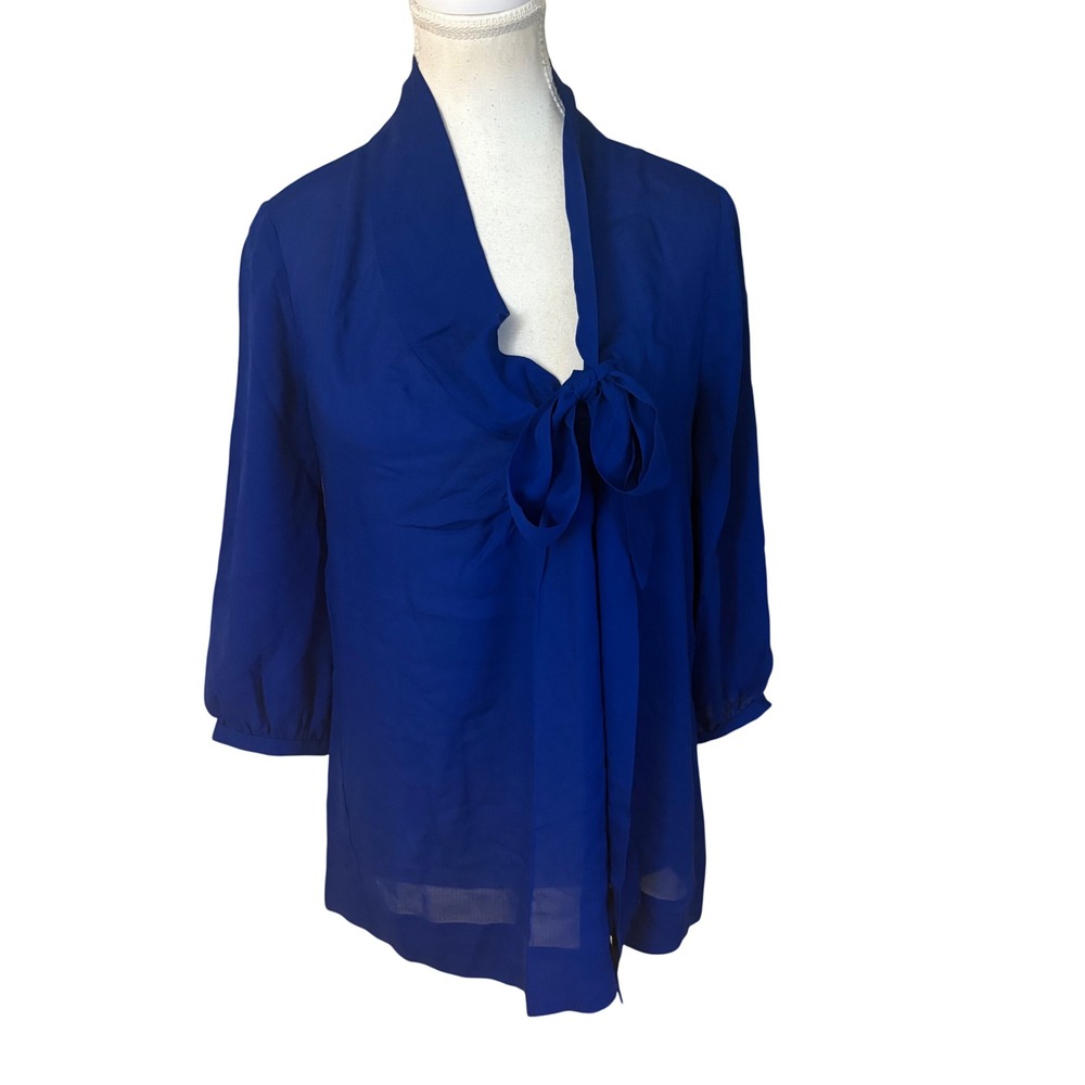 DIANE VON FURSTENBURG Royal Blue Silk Blouse Size‎ 8